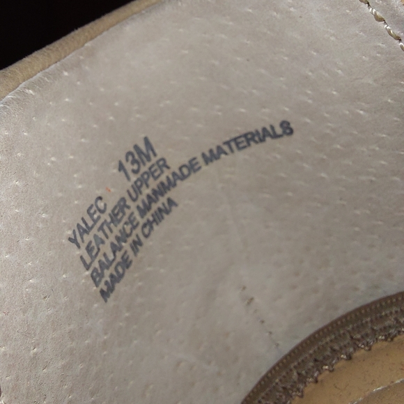 ME TOO "YALEC" SOFT SUEDE COMFY FLATS - Picture 4 of 16